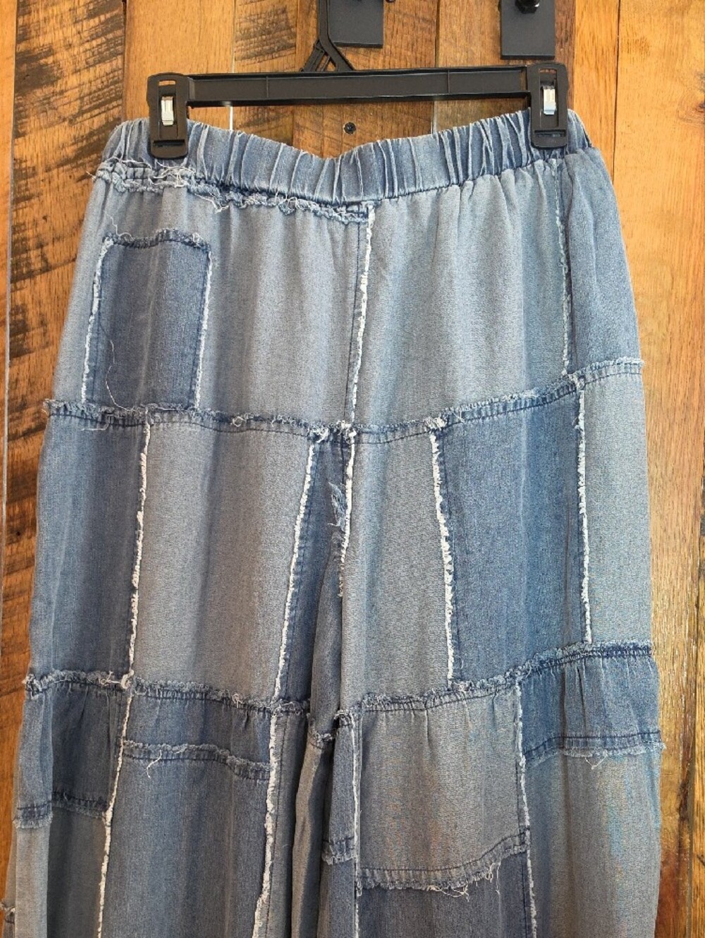155p Blue Velvet Patchwork Wide-Leg Jeans - Washed Blue - Picture 11 of 15